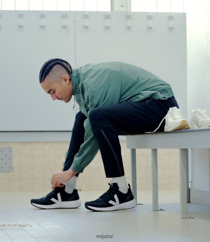 CONDOR 2 ALVEOMESH BLACK PIERRE Men Veja D42FZB187 Shoes