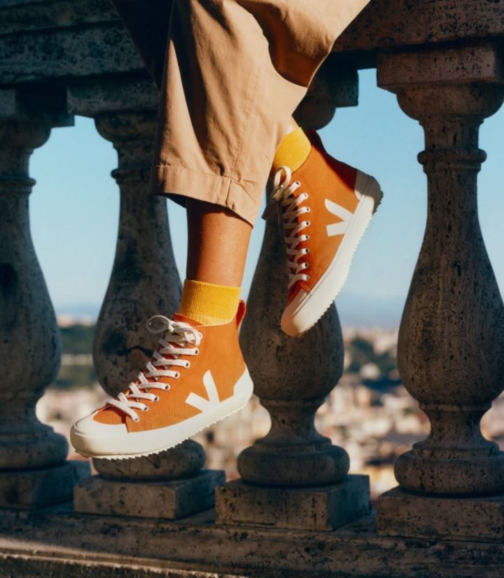 NOVA HT CANVAS PUMPKIN PIERRE Men Veja D42FZB152 Shoes