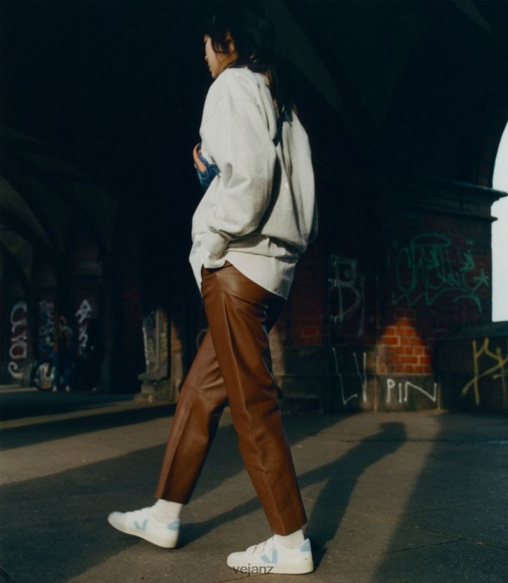 RECIFE CHROMEFREE LEATHER WHITE STEEL Men Veja D42FZB116 Shoes